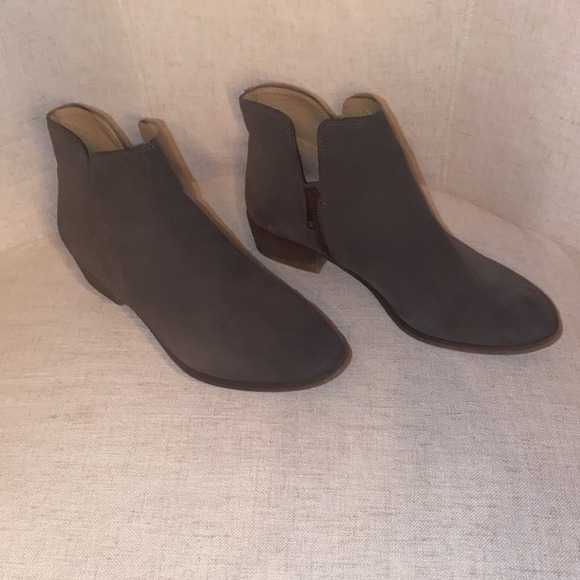 Splendid Hamptyn Suede Booties | Color: Smoke | Women Size 8.5 - Picture 8 of 9
